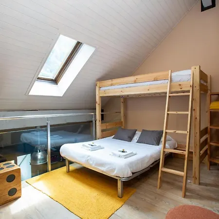 Duplex Style Face A L'aiguille Du Midi Chamonix